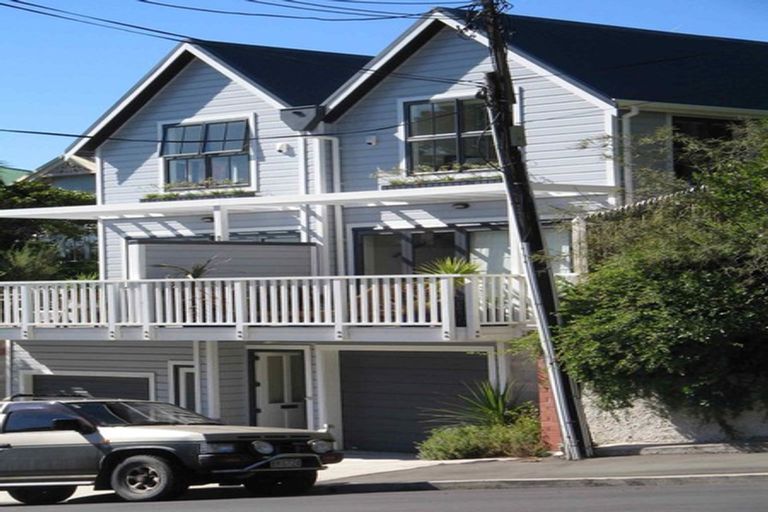 Photo of property in 51b Todman Street, Brooklyn, Wellington, 6021