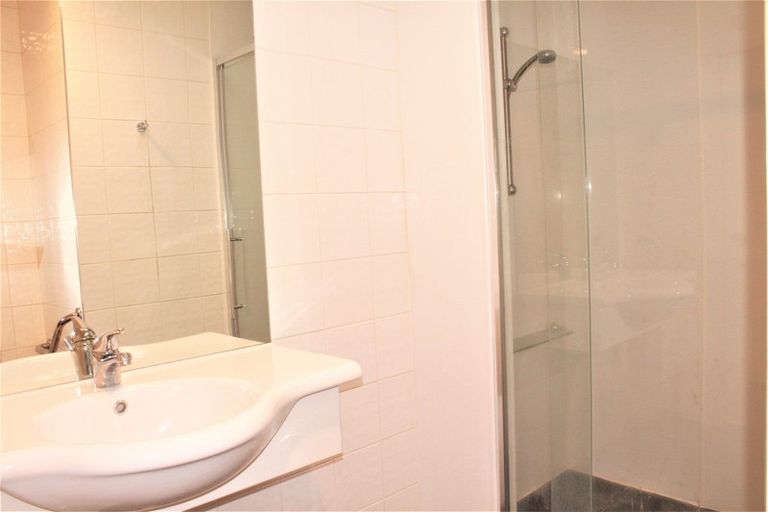 Photo of property in 201u4 Massey Street, Frankton, Hamilton, 3204