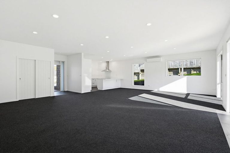 Photo of property in 28 Baxendale Drive, Matipo Heights, Rotorua, 3015