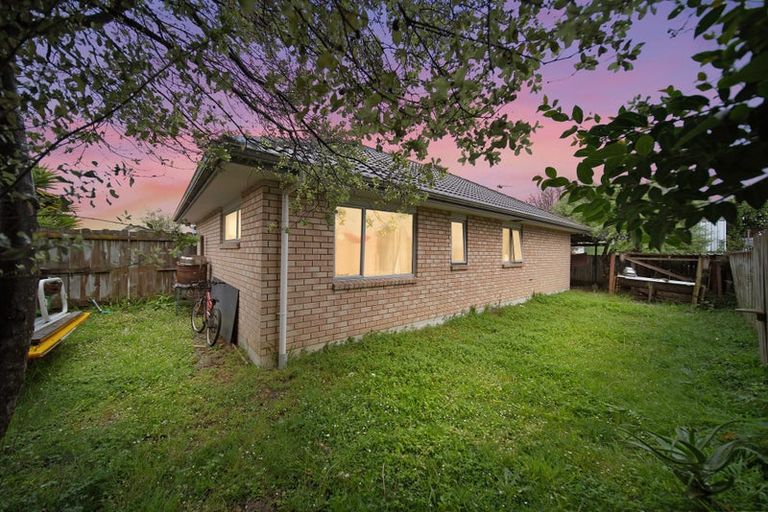 Photo of property in 17b Moffitt Place, Mangere East, Auckland, 2024