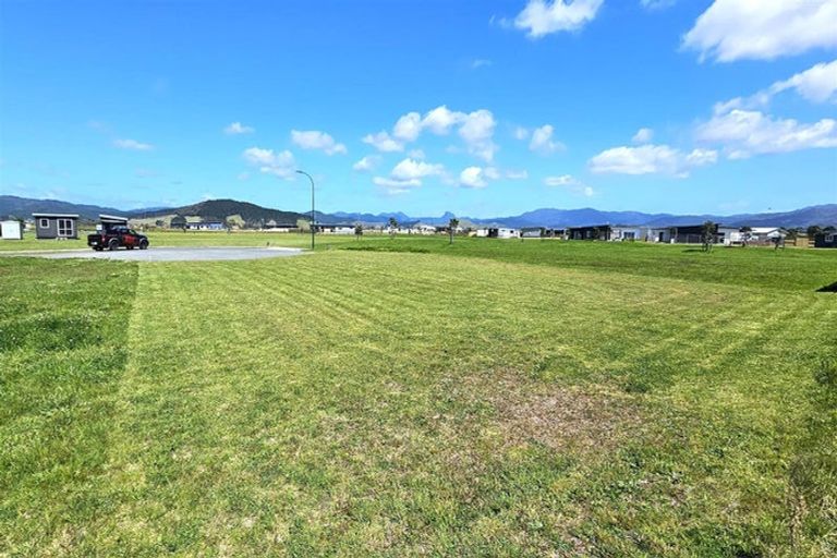 Photo of property in 10 Riria Way, Matarangi, 3592