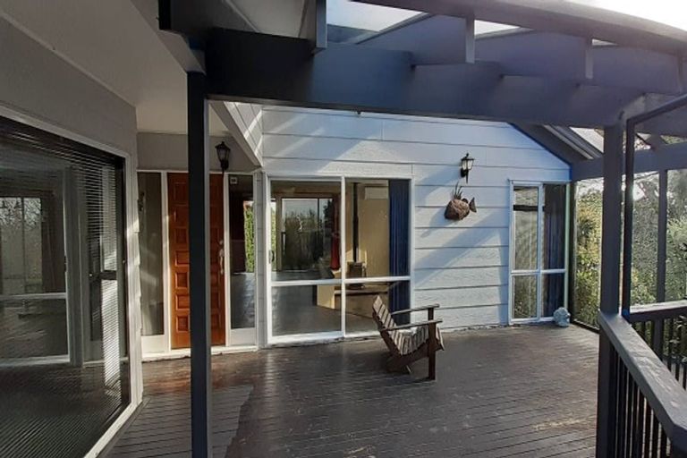 Photo of property in 87 Point View Drive, East Tamaki Heights, Auckland, 2016