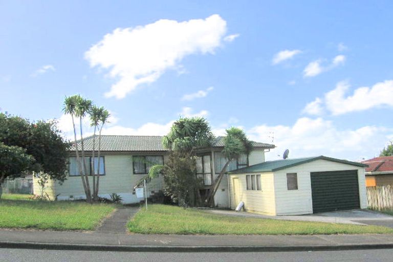 Photo of property in 37 Pisces Road, Glen Eden, Auckland, 0602