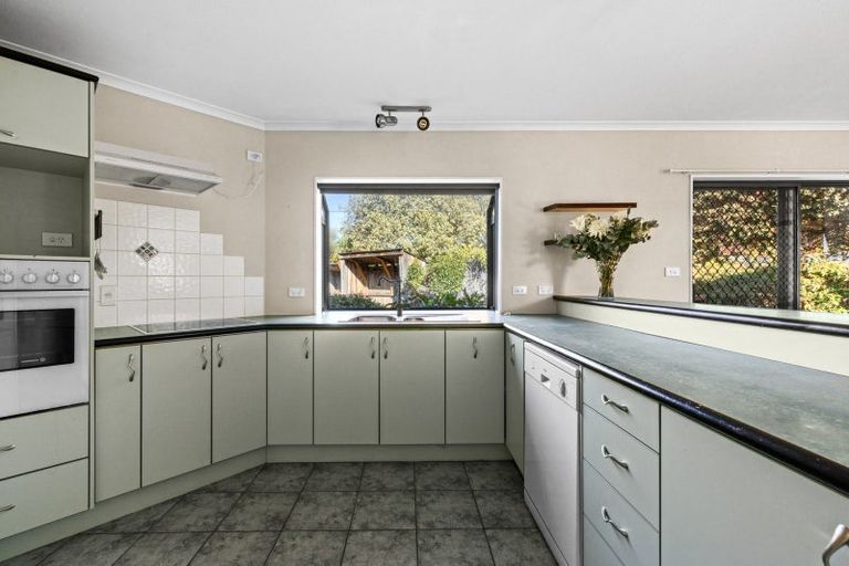 Photo of property in 17 Penlington Place, Havelock North, 4130