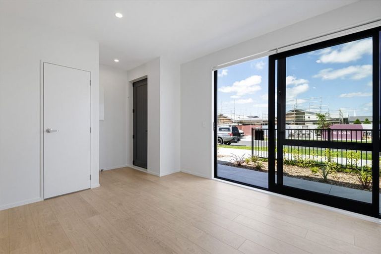 Photo of property in 3 Ngakoro Road, Karaka, Papakura, 2113