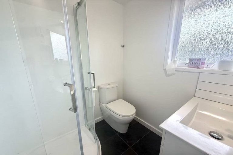 Photo of property in 94 Boundary Road, Clover Park, Auckland, 2019