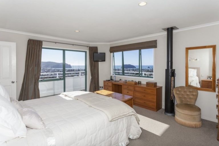 Photo of property in 125 Pacific View Drive, Whangamata, 3620