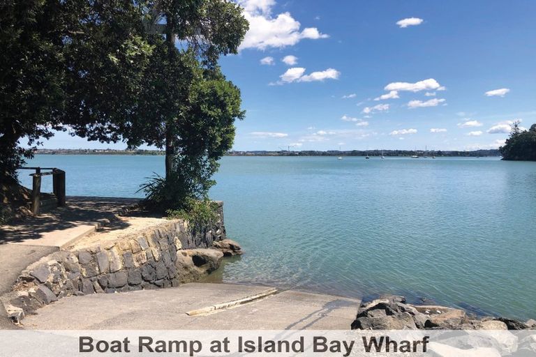 Photo of property in 3 Odin Place, Beach Haven, Auckland, 0626