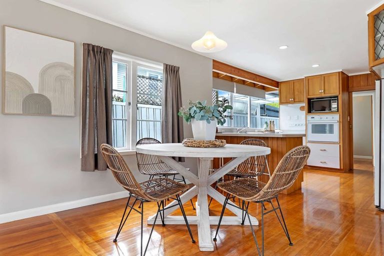 Photo of property in 11 Claremont Avenue, Paeroa, 3600