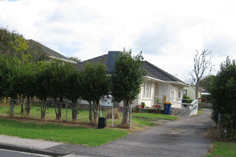 Photo of property in 26a Kervil Avenue, Te Atatu Peninsula, Auckland, 0610