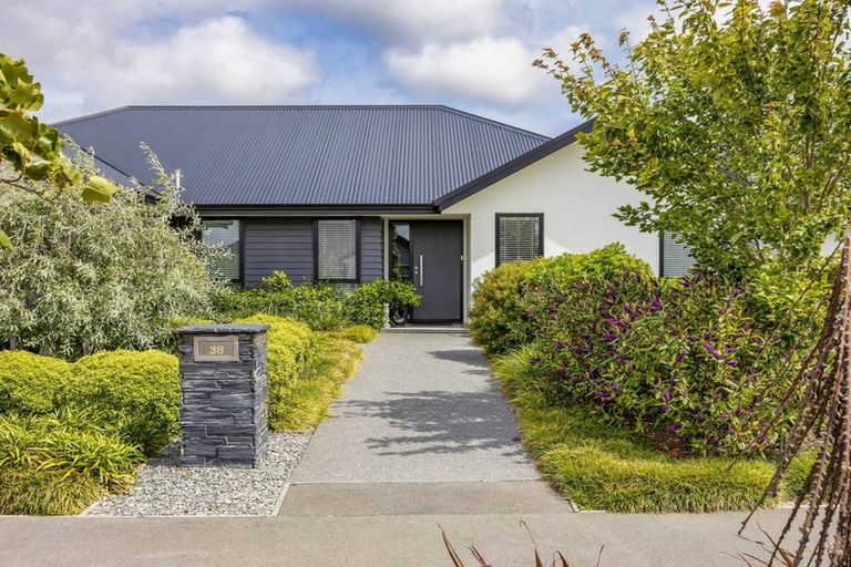 Photo of property in 38 Hinterland Drive, Prebbleton, 7604