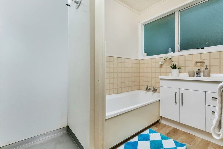 Photo of property in 14 Jayne Place, Torbay, Auckland, 0630