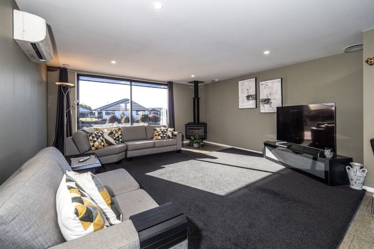 Photo of property in 8 Halston Close, Huntingdon, Ashburton, 7774
