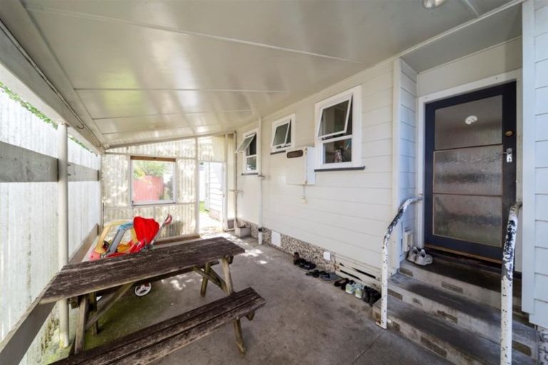 Photo of property in 7 Ngaio Place, Hawera, 4610