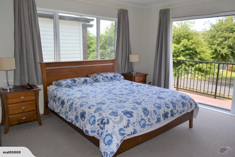 Photo of property in 10 Tarapiroe Avenue, Takanini, 2112