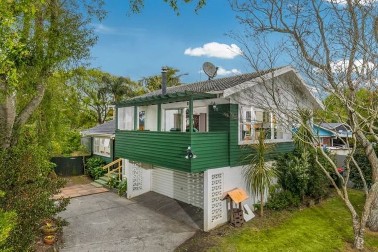 Photo of property in 5 Burndale Terrace, Manurewa, Auckland, 2102