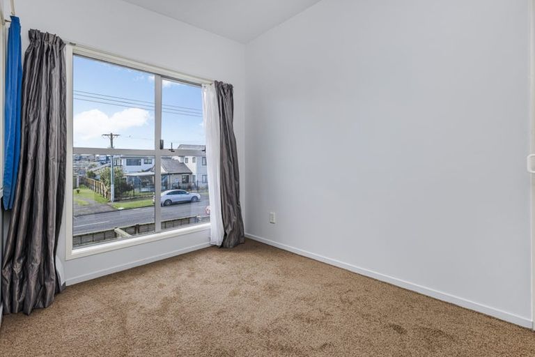 Photo of property in 3/33 Kenderdine Road, Papatoetoe, Auckland, 2025