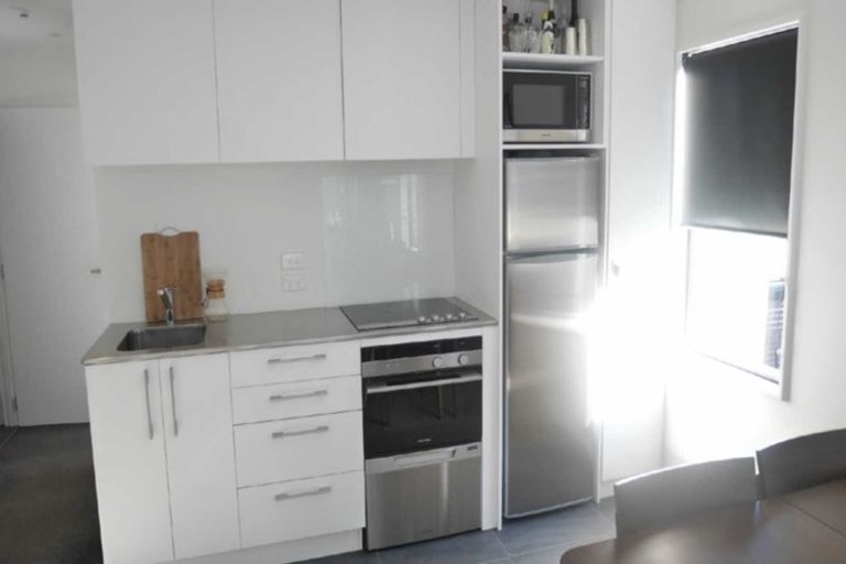 Photo of property in Leicester Executive Apartments, 407/282 Madras Street, Christchurch Central, Christchurch, 8011