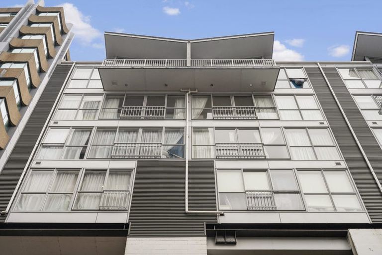Photo of property in Gilmer Terrace Car Park, 401/9 Gilmer Terrace, Wellington Central, Wellington, 6011