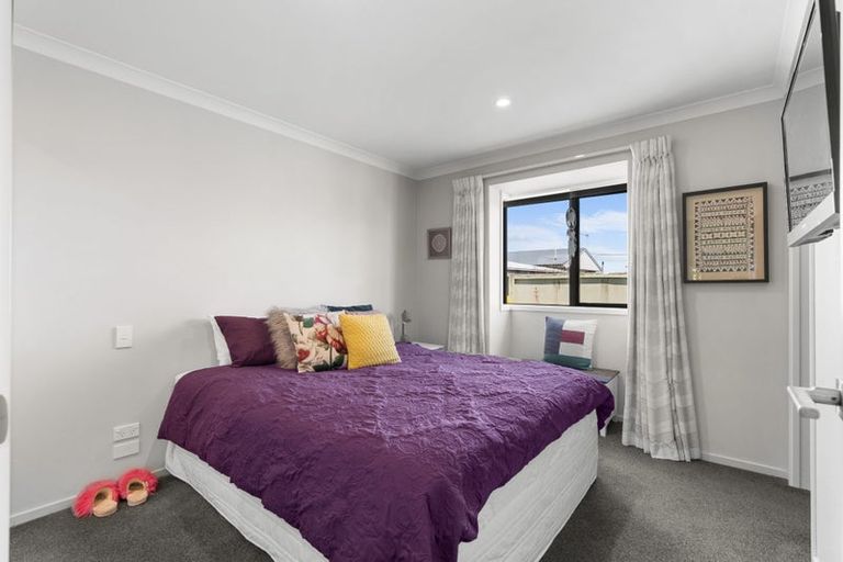 Photo of property in 396 Bower Avenue, Parklands, Christchurch, 8083