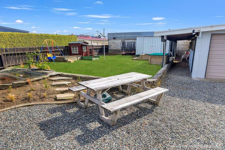 Photo of property in 115 Kitchener Street, Gore, 9710