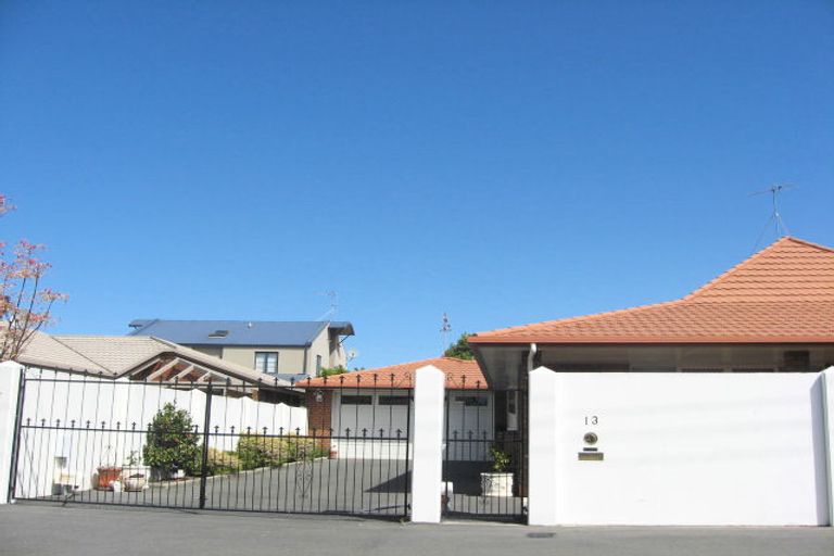 Photo of property in 13 Dillon Street, Blenheim, 7201