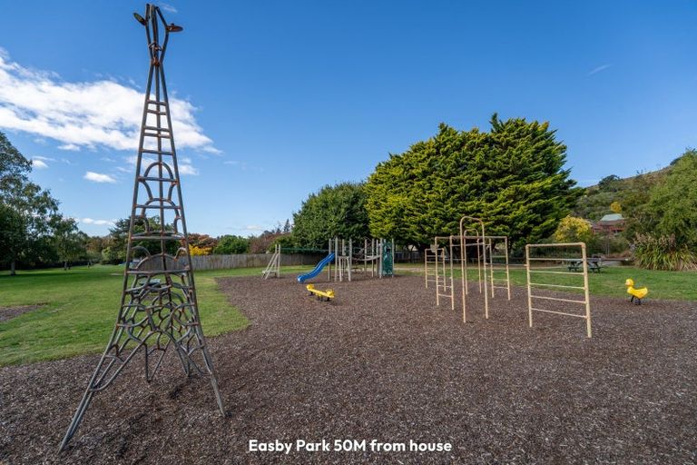 Photo of property in 15 Marlborough Crescent, Richmond, 7020