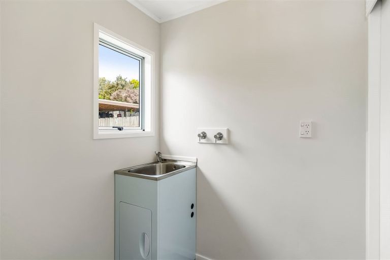 Photo of property in 23 Tawa Road, Te Atatu Peninsula, Auckland, 0610