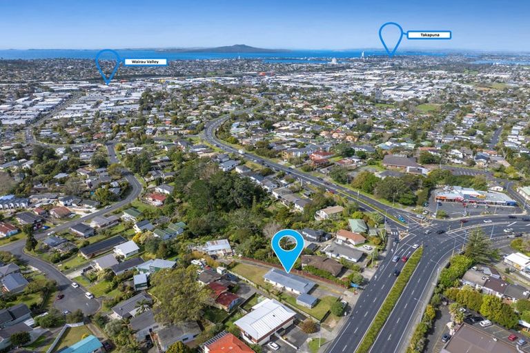 Photo of property in 2/587 Glenfield Road, Totara Vale, Auckland, 0629