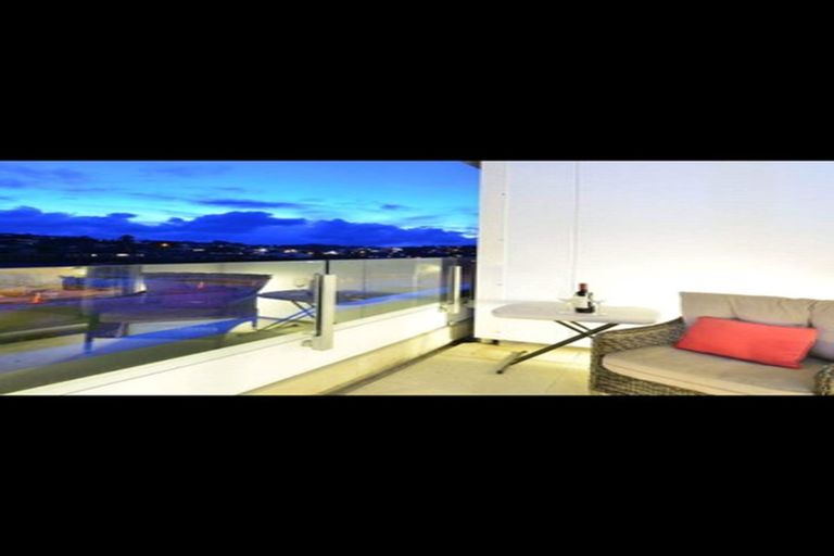 Photo of property in 110/17 Link Crescent, Stanmore Bay, Whangaparaoa, 0932