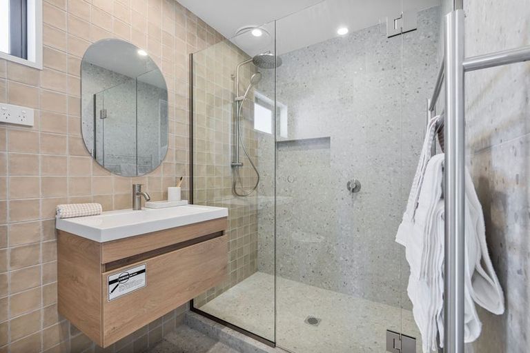 Photo of property in 49b Browns Road, St Albans, Christchurch, 8014