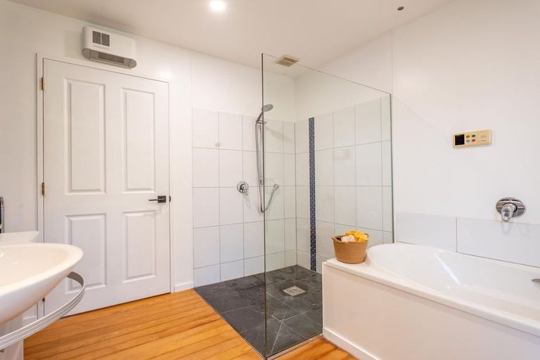 Photo of property in 48 Constitution Avenue, Milton, 9220