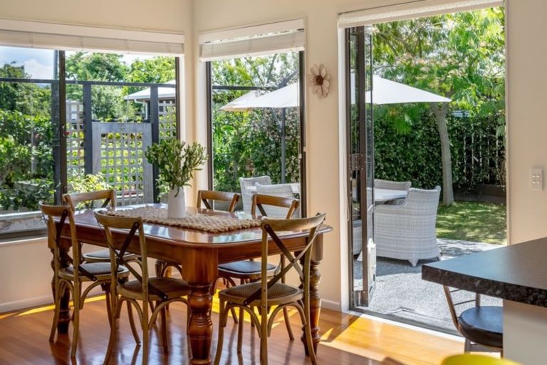 Photo of property in 41 Reading Street, Greytown, 5712