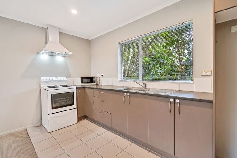 Photo of property in 26 Kellett Road, Ranui, Auckland, 0612