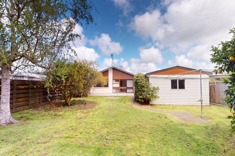Photo of property in 28 Turakina Street, Westbrook, Palmerston North, 4412