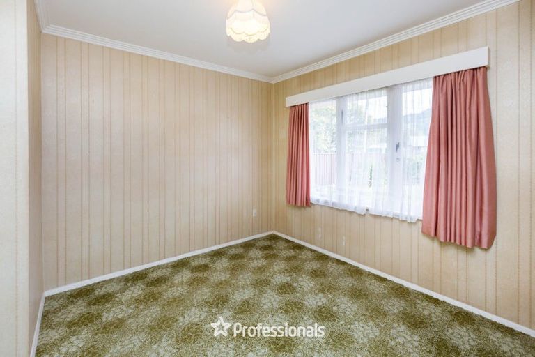 Photo of property in 10 Cecil Street, Clouston Park, Upper Hutt, 5018