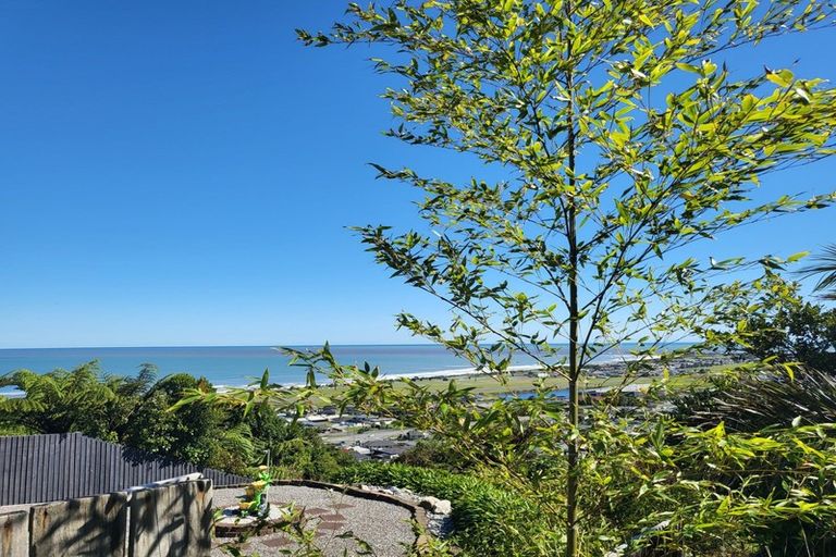 Photo of property in 7 Arnott Heights East, Greymouth, 7805