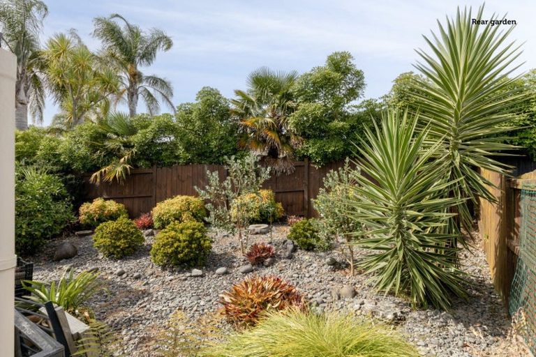 Photo of property in 34 Saint Heliers Place, Papamoa Beach, Papamoa, 3118