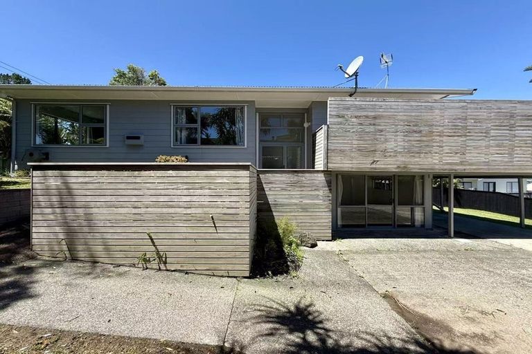 Photo of property in 264 Glenvar Road, Torbay, Auckland, 0630