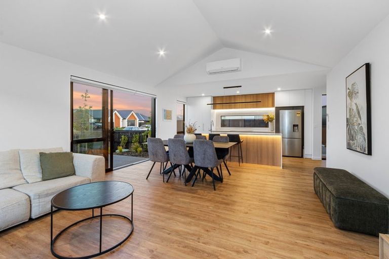 Photo of property in 7 Peak Lane, Halswell, Christchurch, 8025