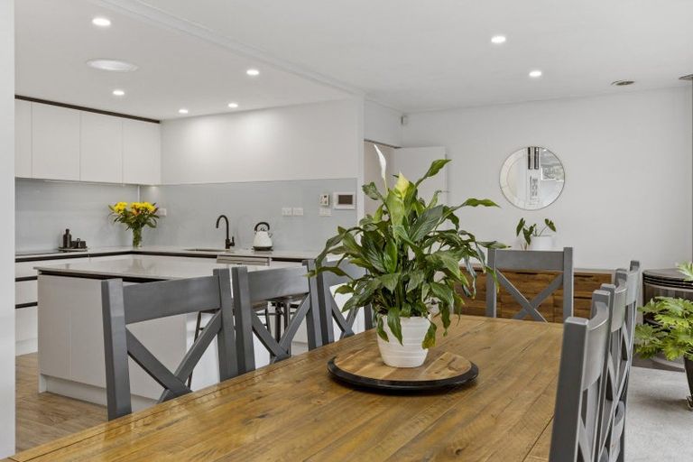 Photo of property in 2/86 Hinemoa Avenue, Taupo, 3330