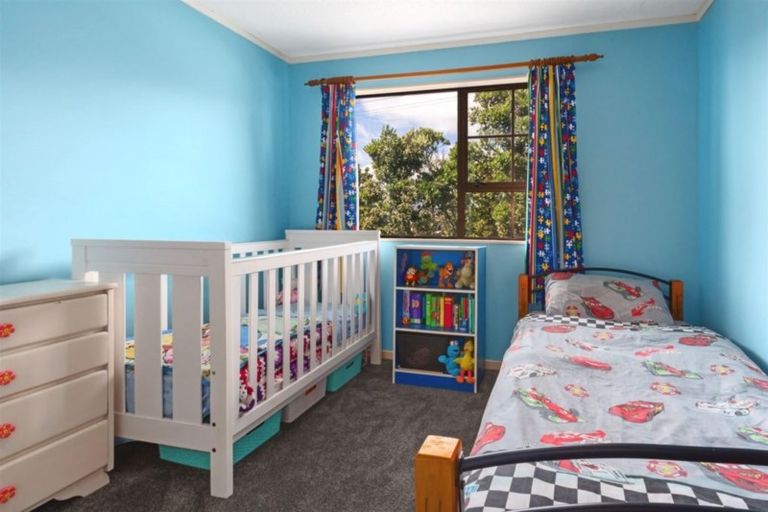 Photo of property in 68 Pikarere Street, Titahi Bay, Porirua, 5022