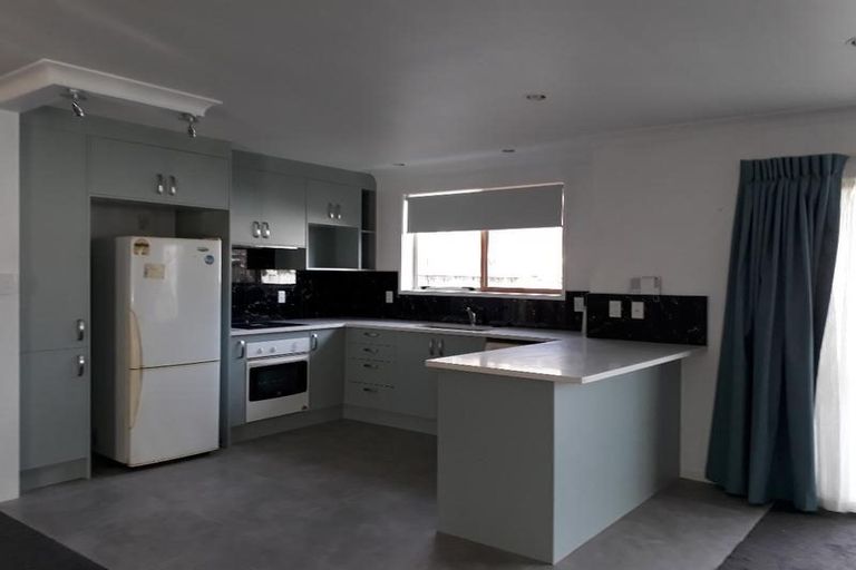 Photo of property in 4 Clover Drive, Henderson, Auckland, 0610