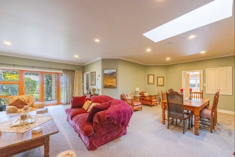 Photo of property in 17 Smith Street, Waipukurau, 4200