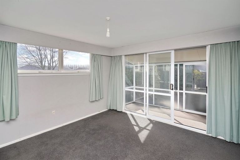 Photo of property in 775 Main North Road, Belfast, Christchurch, 8051