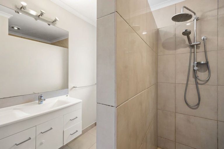 Photo of property in 10 Shirley Place, Huntington, Hamilton, 3210