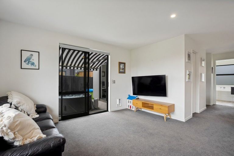 Photo of property in 8 Mount Burke Street, Wanaka, 9305