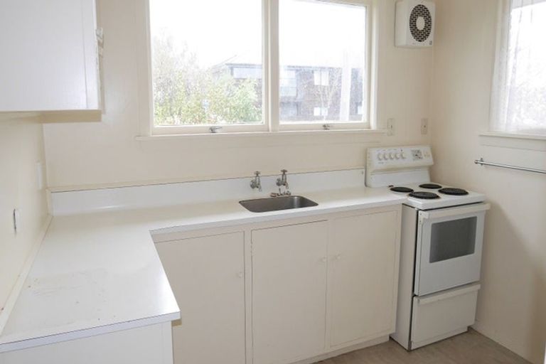 Photo of property in 1/26 Hanrahan Street, Upper Riccarton, Christchurch, 8041