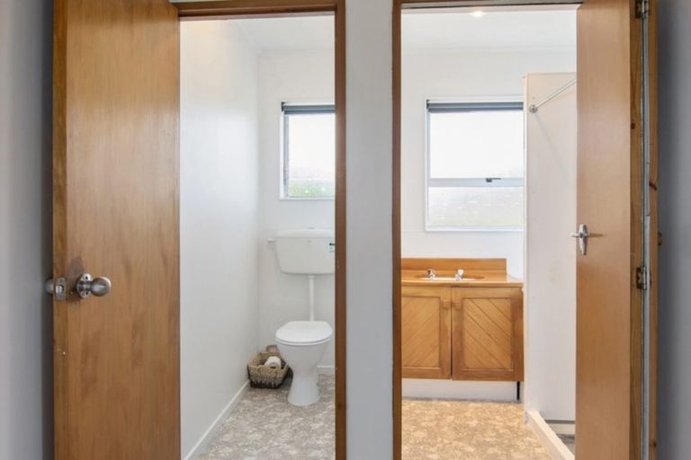 Photo of property in 2/103 Parkers Road, Tahunanui, Nelson, 7011