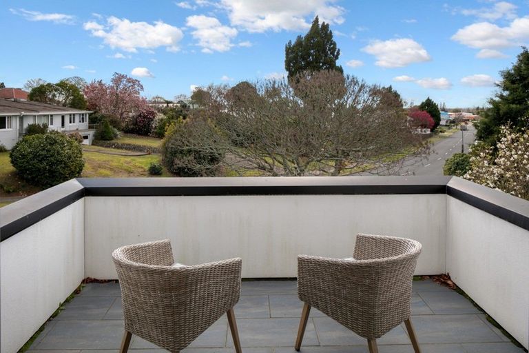 Photo of property in 60a Oxford Street, Te Puke, 3119